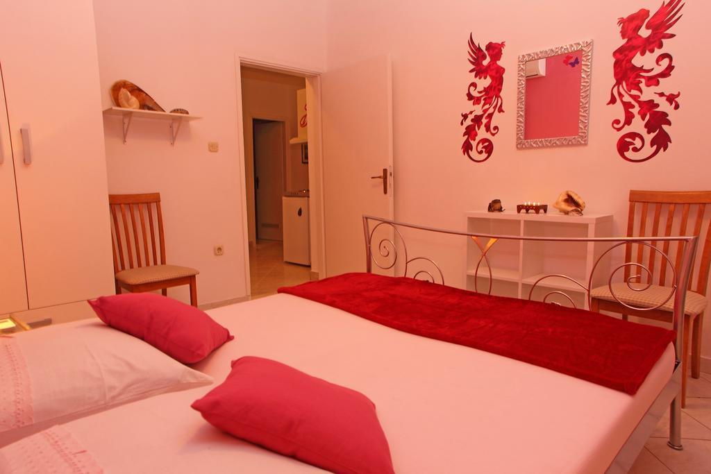 Villa Marinesa フヴァル 部屋 写真
