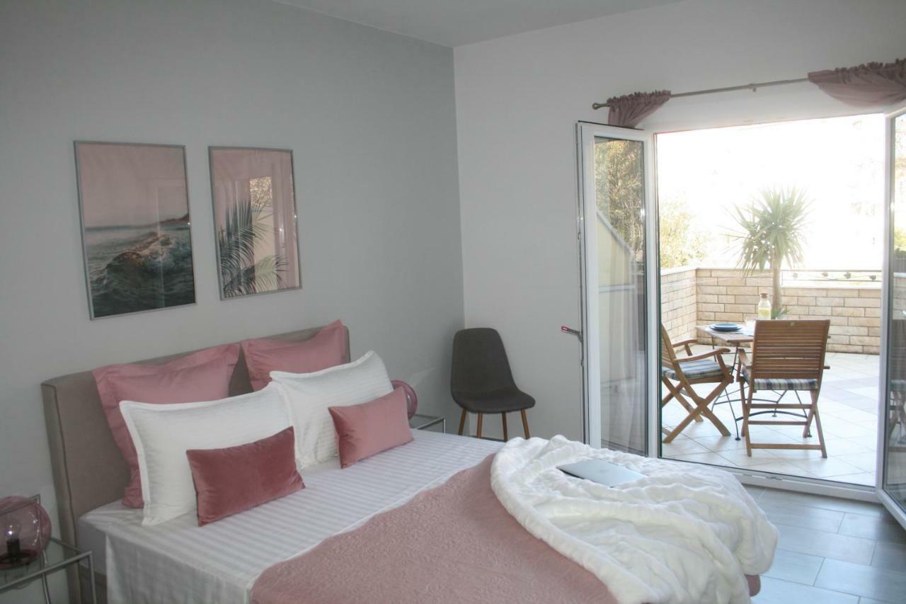Villa Marinesa フヴァル エクステリア 写真